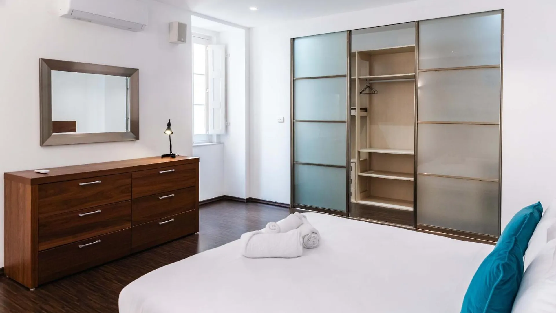 Unique & Spacious 2Br In Valletta Center By Arcobnb 0*,  Malta